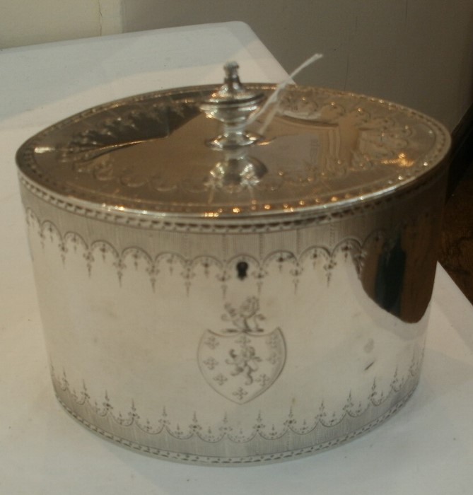 George III silver neoclassical oval tea caddy, with urn shaped finial, garland engraved borders, the - Image 3 of 5