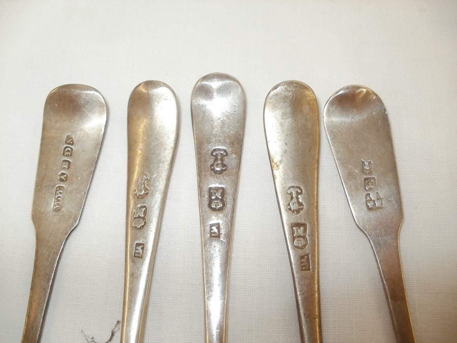 Set of five Old English pattern spoons by Jameson, Aberdeen, a Victorian Old English pattern - Image 4 of 6