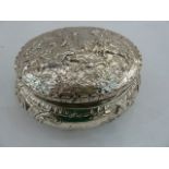 Continental 925 white metal box, oval, the lid with figures boar hunting, the body relief