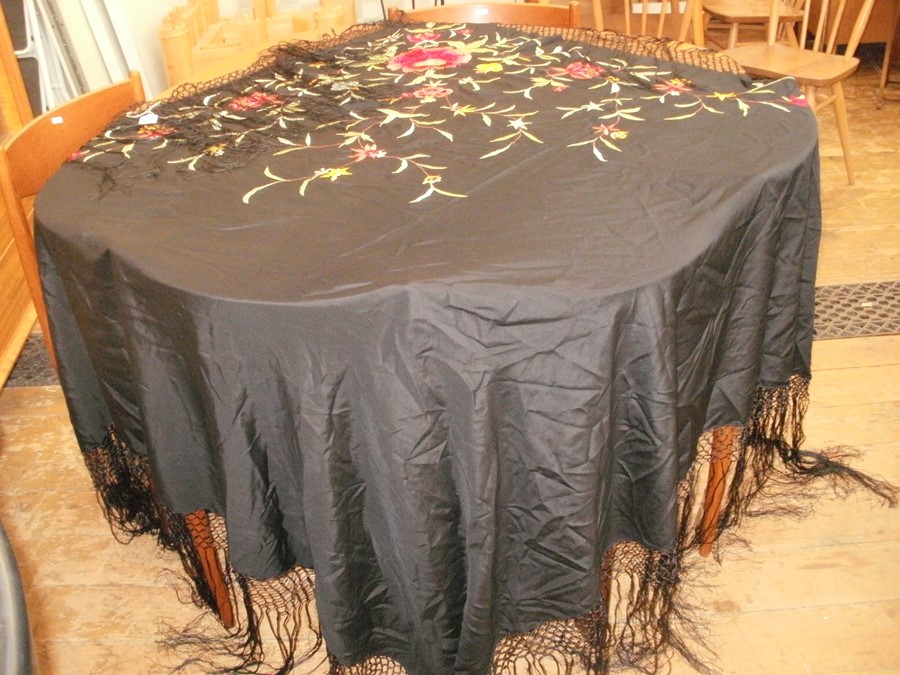 Large black silk embroidered piano shawl and a smaller peach embroidered shawl (2)  Condition - Image 2 of 5