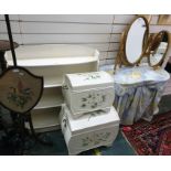 Assorted bedroom furniture to include kidney-shaped dressing table, three-part mirror, standard