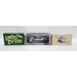 Corgi Commercials vehicle 97193 The AEC Regal bus, Corgi limited edition 97107 bus and Maisto