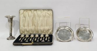 Set of 12 cased George VI silver teaspoons, Sheffield 1937 by Cooper Brothers & Sons Ltd, 3.6ozt,