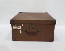 Vintage square suitcase bearing the labels 'Chemin de Fer du Nord', 'Paris 1899', 'Paris