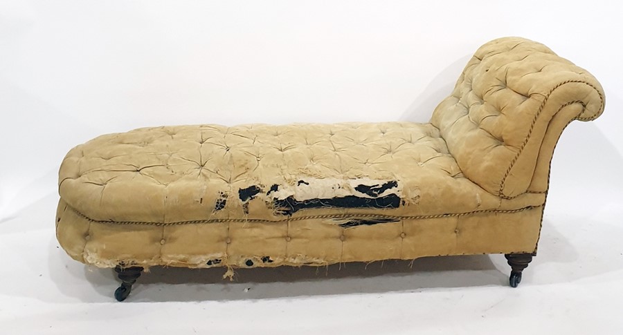 Victorian button-back chaise longue on turned supports to castors  Condition Reportall dimensions