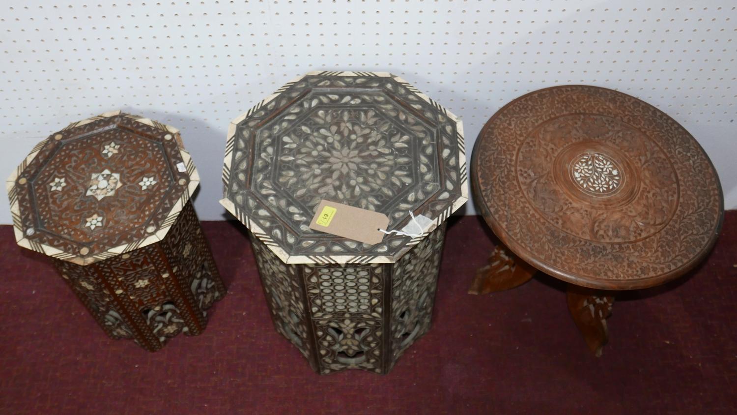 An octagonal Moorish hardwood, bone and mother of pearl inlaid, H.56 W.40 D.40cm, together with a - Bild 2 aus 2