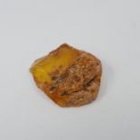 A large chunk of natural Baltic amber, 3.5 x 8.5 x 6.5cm, 112g
