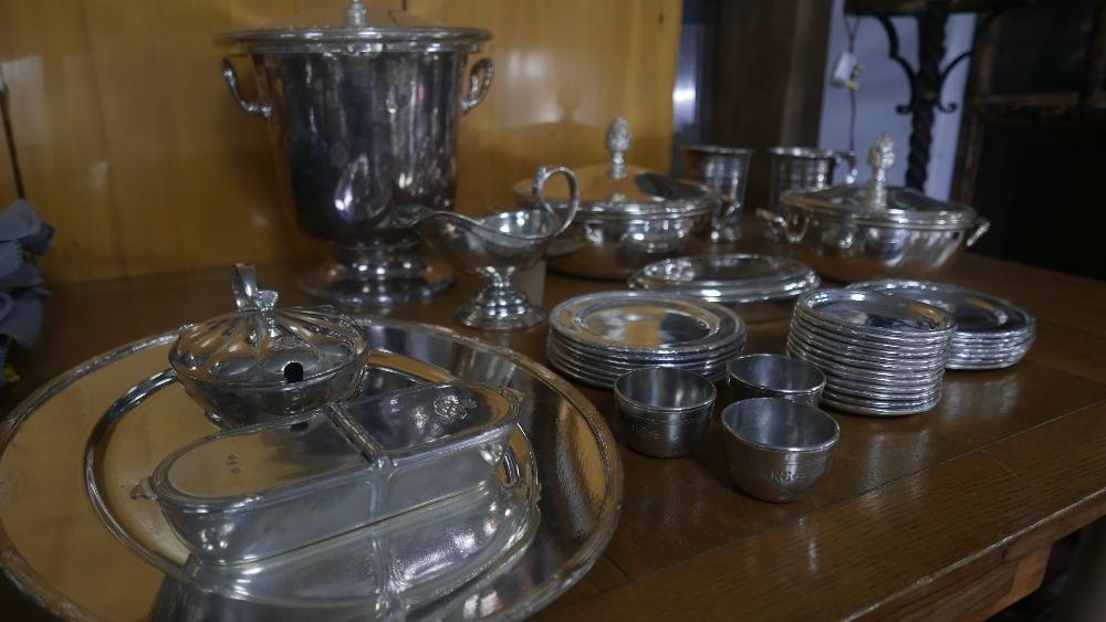 A collection of Cosulich line silver plated ware, c.1930's, bearing crown marks and Cosulich line - Image 4 of 5