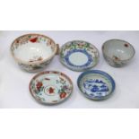 A collection of five 19th century porcelain items, to include two Chinese saucers, a Chinese bowl, 6