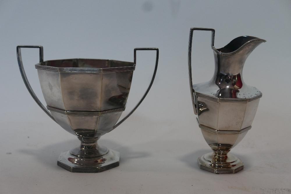 An early 20th century, silver-plated, 5 piece teaset of faceted, octagonal form, comprising of - Image 3 of 4