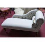 A Victorian style chaise lounge