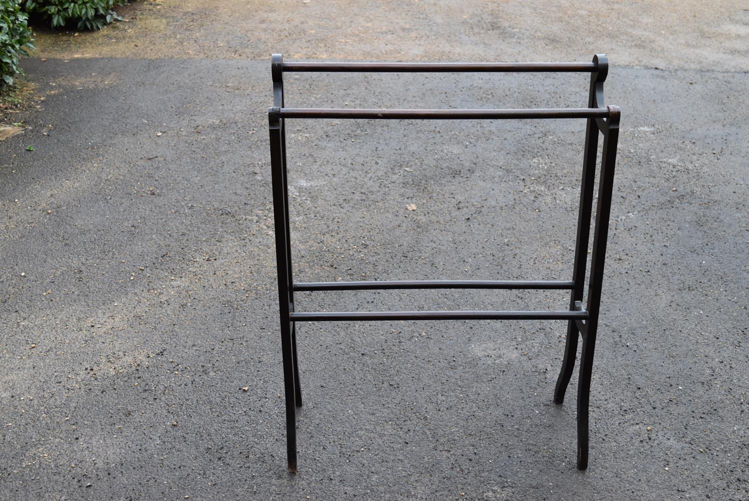 A late Victorian mahogany towel rail H = 93cm W = 69cm D = 28cm