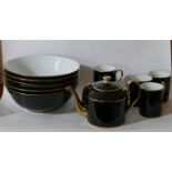 Legle Limoges – Black porcelain collection: 1 teapot, 4 mugs, 4 side plates, 5 very large bowls.
