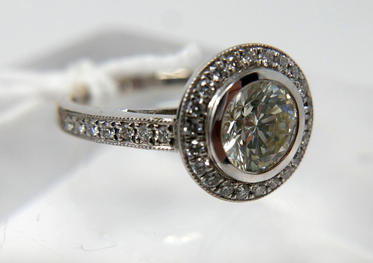 An 18ct white gold, diamond solitaire ring (1.41 carats total) with EDR certificate diamond - Image 2 of 9