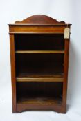 A mahogany open bookcase with adjustable shelves, H.135 W.77 D.30cm