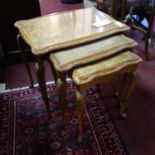 A nest of 3 early Georgian style burr walnut side tables. H.58 W.59 D.43cm