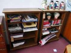 A pair of oak open bookcases, H.109 W.83 D.32cm