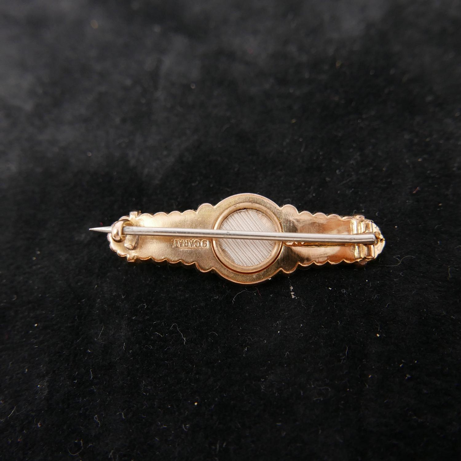 A boxed Victorian 9ct yellow gold palmette brooch (with locket window to reverse) 1.4 x 4cm, 2.1g. - Image 2 of 2