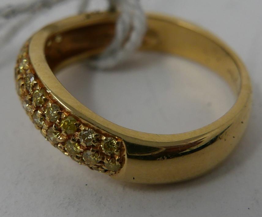 A boxed designer 18ct yellow gold and pave-set yellow diamond ring by Picchiotti, Size: K 1/2, 4.3g - Image 4 of 4