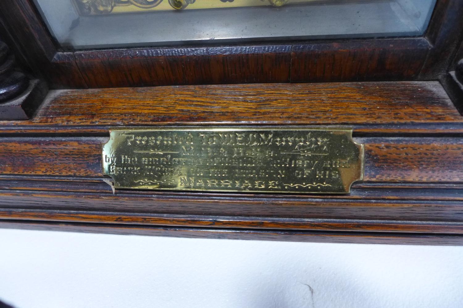 An early 20th century oak mantle clock with brass dial, the movement stamped Lenzkirch, H.35 W.23 - Image 2 of 5