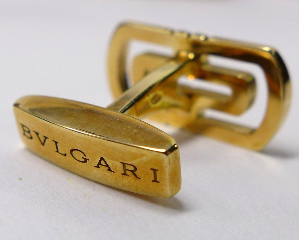 A boxed pair of Bvlgari 18ct yellow gold cufflinks, marked 750, 12g total - Image 3 of 3