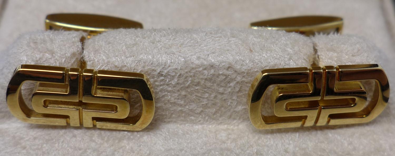 A boxed pair of Bvlgari 18ct yellow gold cufflinks, marked 750, 12g total - Image 2 of 3