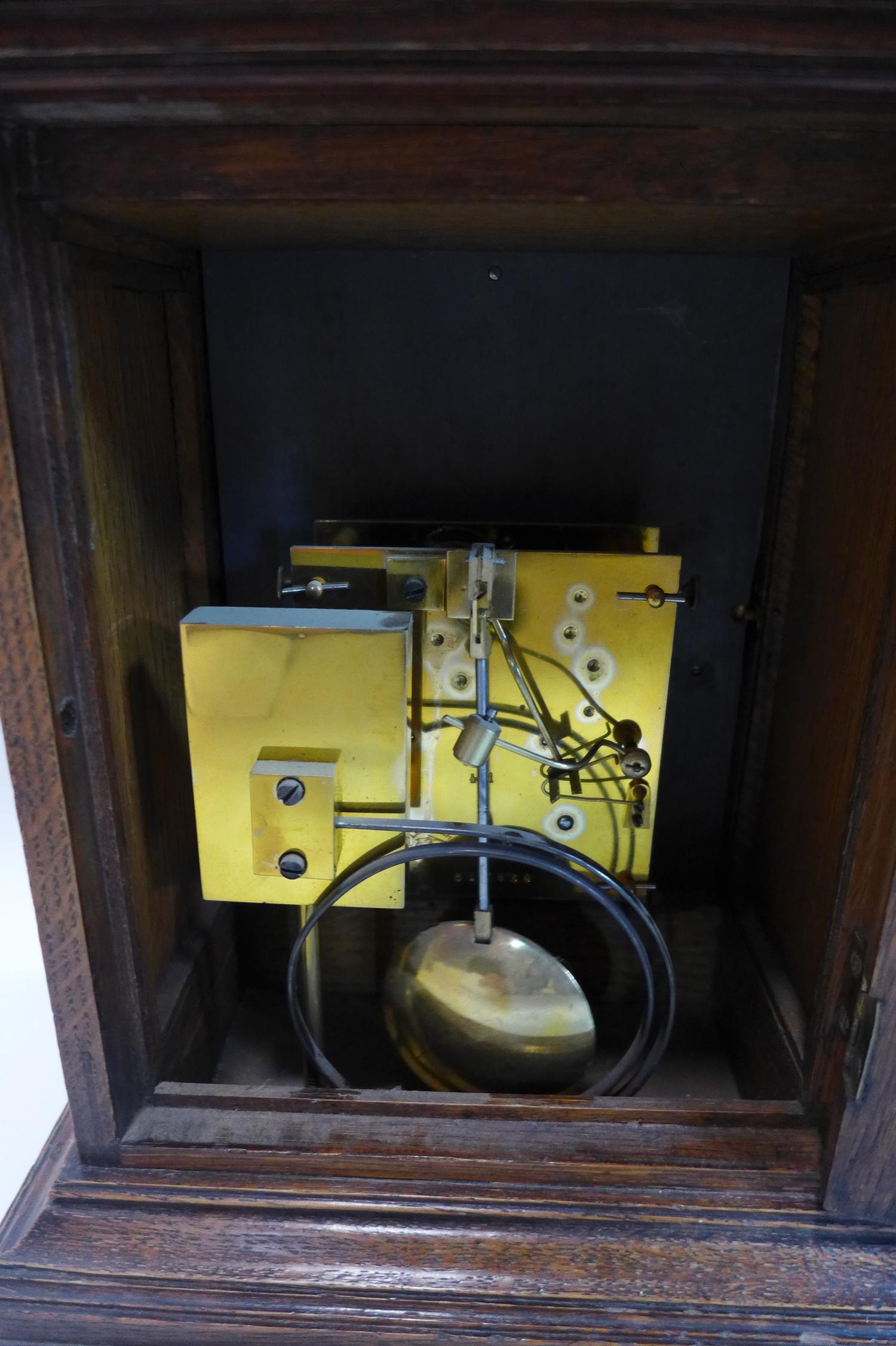 An early 20th century oak mantle clock with brass dial, the movement stamped Lenzkirch, H.35 W.23 - Image 3 of 5