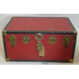 A vintage travelling trunk, H.38 W.75 D.51cm