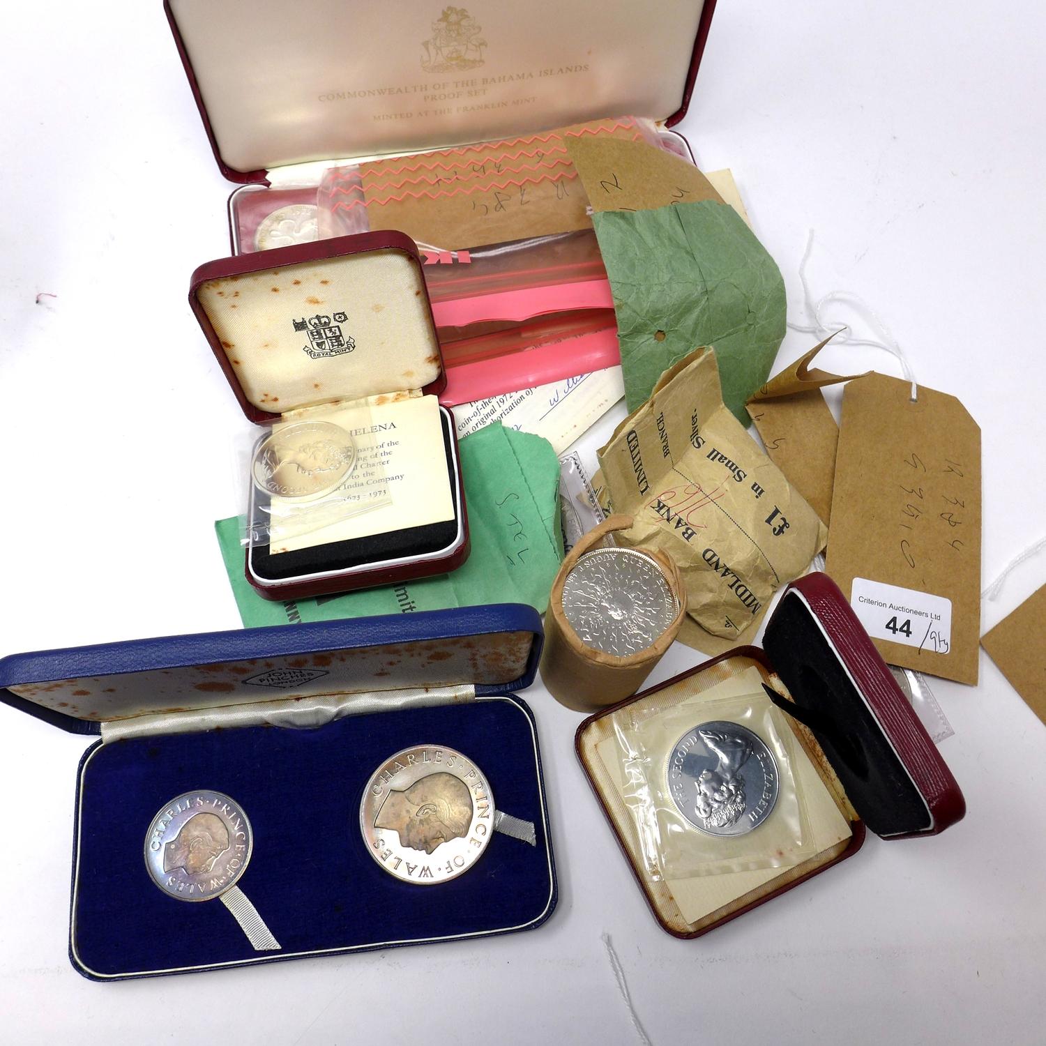 A collection of coins to include 2 St Helena 1973 coins, a set of Bahama Islands 1972 proof coins, a - Image 2 of 2