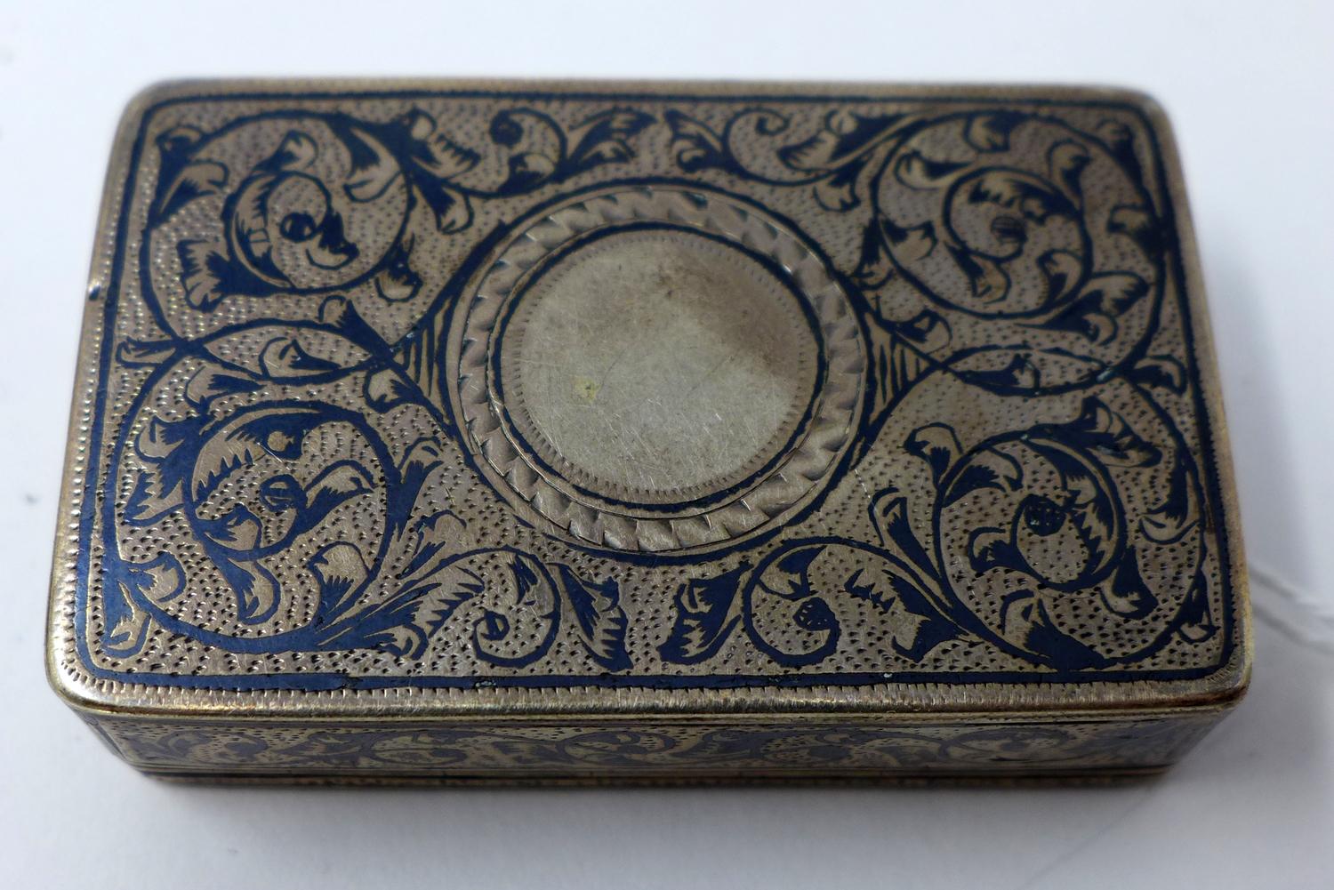 A 19th century Russian silver & Niello snuff box, H.2 W.6.5 D.4cm - Image 2 of 3