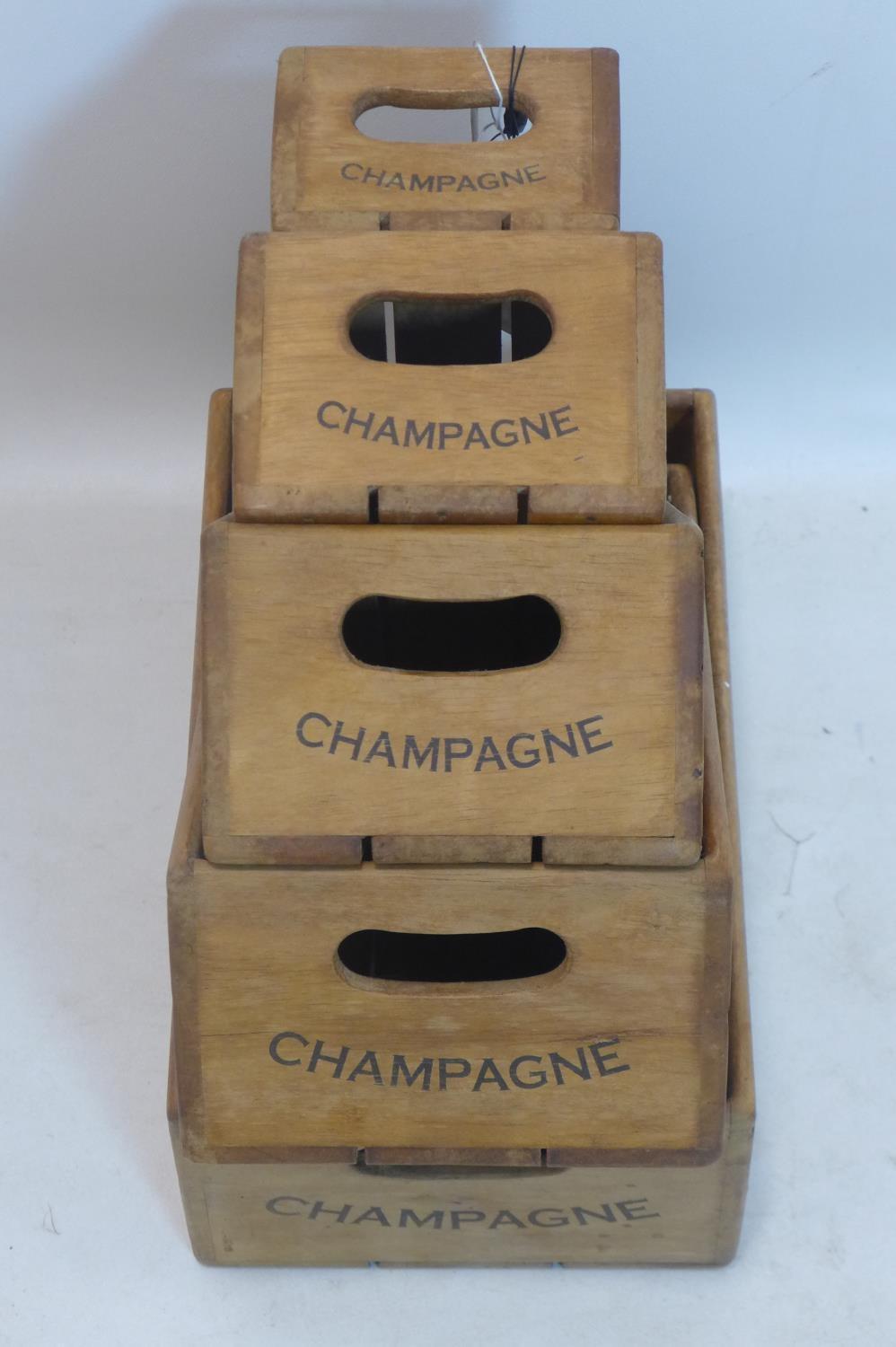 A set of 5 graduating wooden boxes, marked Moet & Chandon, H.14 WW.36 D.23cm (largest) (5) - Image 3 of 3