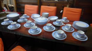 A modern Doulton porcelain service