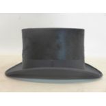 A vintage Dutch top hat, by H.B. Wijtman, Middelburg, size 57, in original box