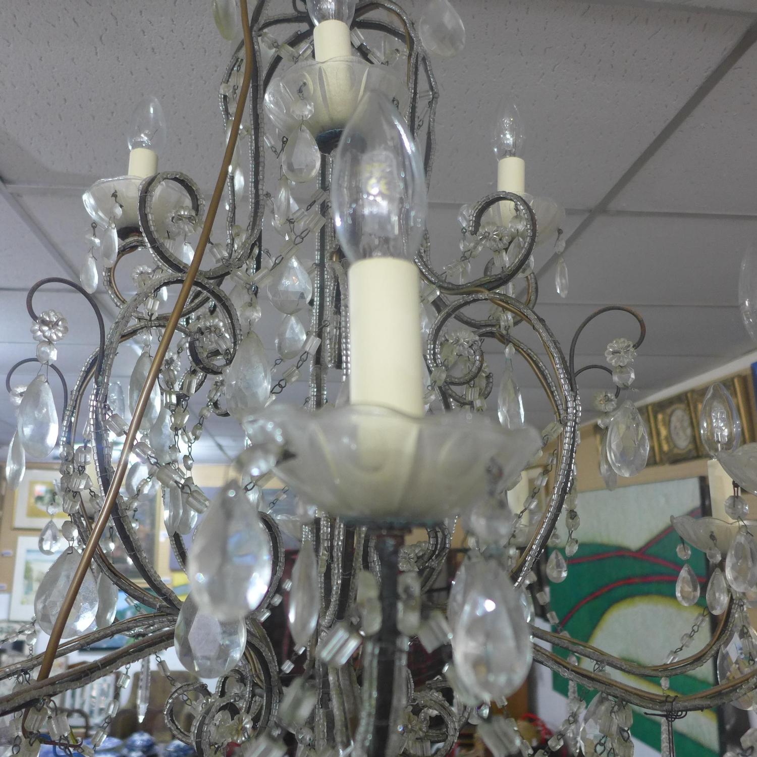 A Venetian style 8 branch chandelier with glass droplets - Image 3 of 3