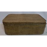 A large wicker storage hamper/ coffee table with inner tray, H.41 W.120 D.75cm