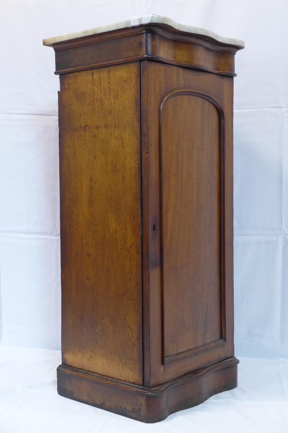 A Victorian mahogany pedestal cabinet with marble top, H.101 W.43 D.42cm - Image 2 of 4