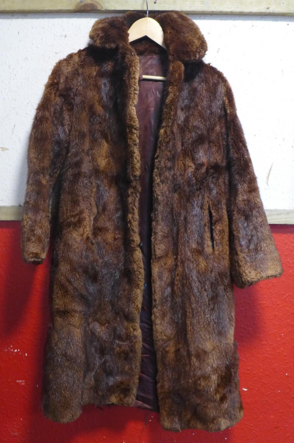 Two vintage fur jackets together with a faux cheetah fur jacket - Image 6 of 7