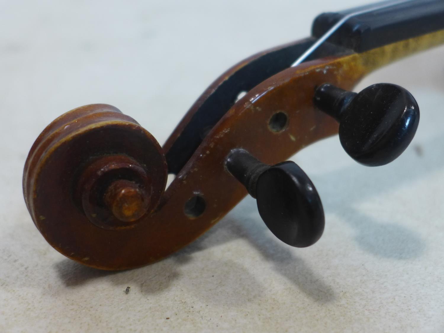 A students violin in fitted case - Image 3 of 4