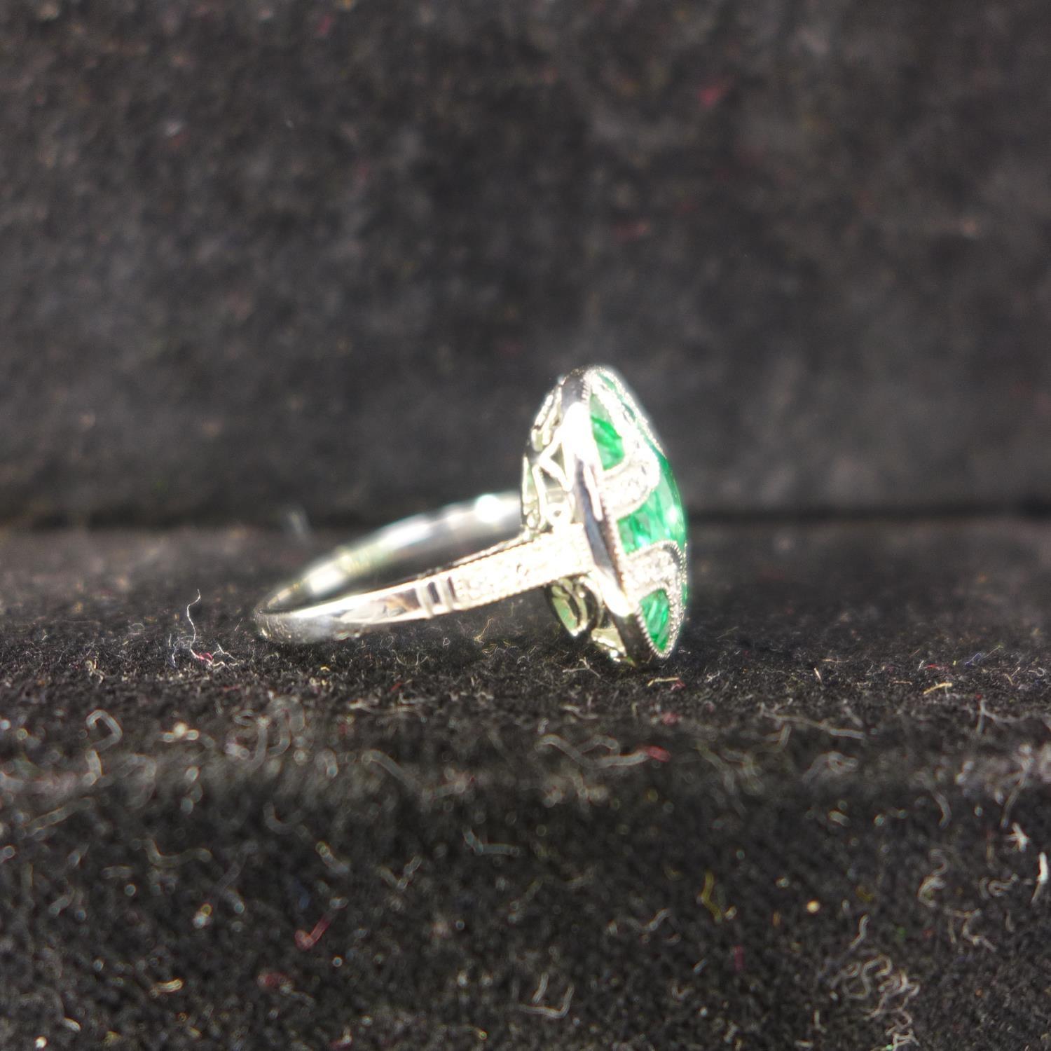 A platinum Art Deco style emerald and diamond panel ring, approx. size N - Image 2 of 2