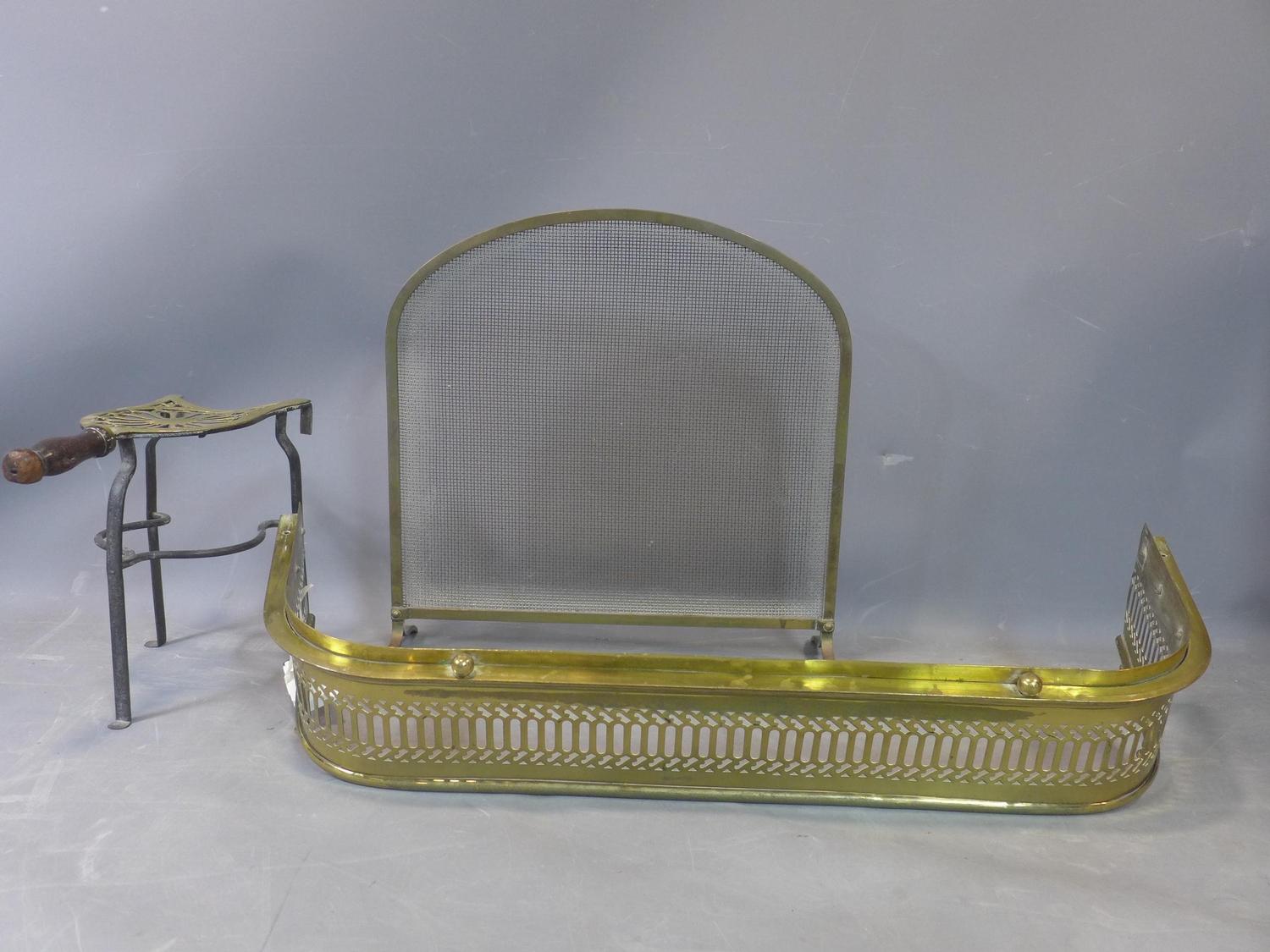 Fire guards, fire fender and fire poker rest, Brass, 20th century