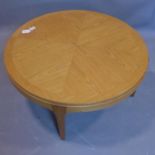 A 20th century circular oak table, H.91cm Diameter 87cm