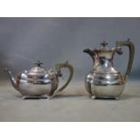 A silver teapot and coffee pot, William Bush & Sons (probably), Sheffield 1957, 1404g, approx 45
