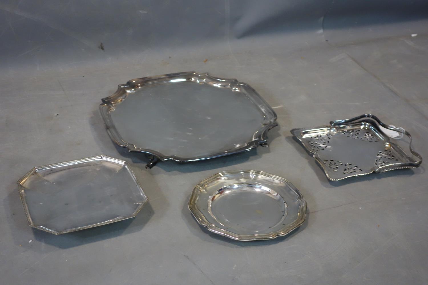 Four silver plated trays of varying size and form - Image 2 of 2