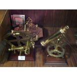 A FRANKLIN MINT BRASS 'THE UNIVERSAL EQUATORIAL SUN DIAL' TOGETHER WITH 'THE DISCOVERY TELESCOPE'