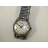 A VINTAGE GENTS ROAMER WRISTWATCH