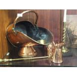 A COLLECTION OF COPPER AND BRASS TO INCLUDE A COPPER COAL SCUTTLE