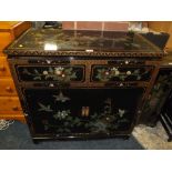 A MODERN ORIENTAL STYLE CABINET WITH PAINTED DETAIL W 92 CM