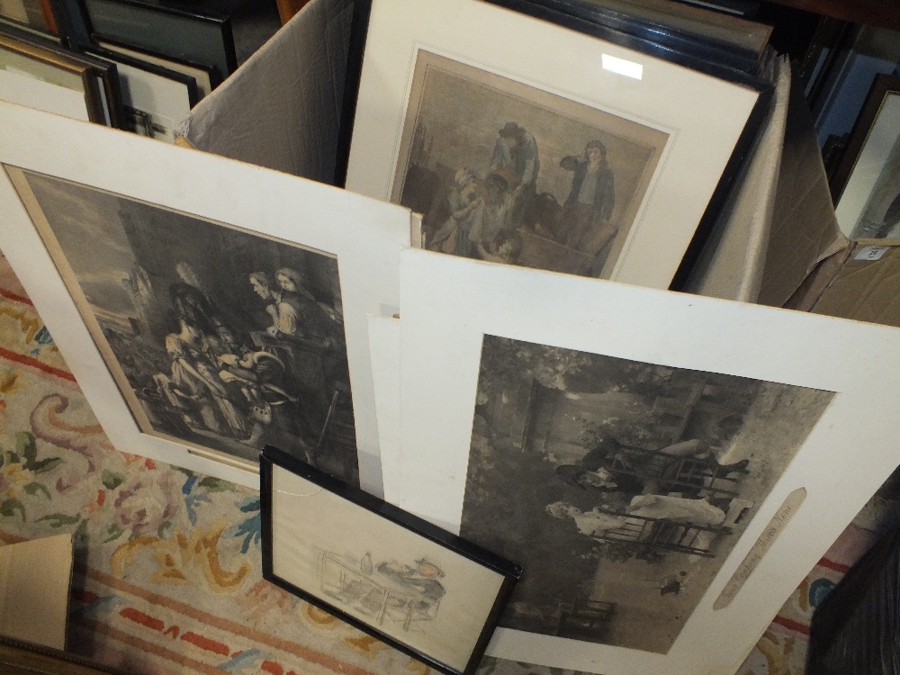 A BOX OF PICTURES PRINTS AND ENGRAVINGS TO INCLUDE WATERCOLOURS DEPICTING JUDGES