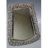 A DECORATIVE TABLE MIRROR WITH FOLDING STAND, H 18.5 cm