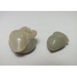 A CHINESE CELADON JADE FRUITING GOURD, finely carved detail depicting fruiting gourd, L 5 cm